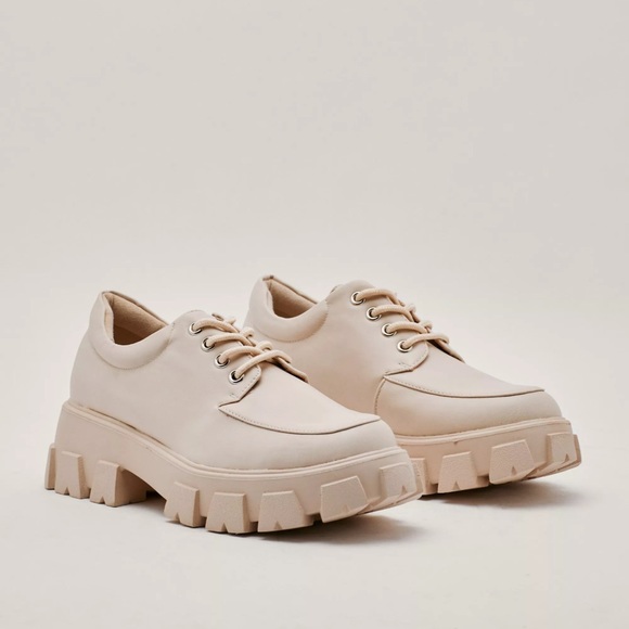 NWOT -Faux Leather Lace Up Chunky Sole Brogues (loafer) - Picture 2 of 5